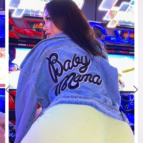 BABYMAMA LIGHT WASH DENIUM JACKET - Picture 2 of 14